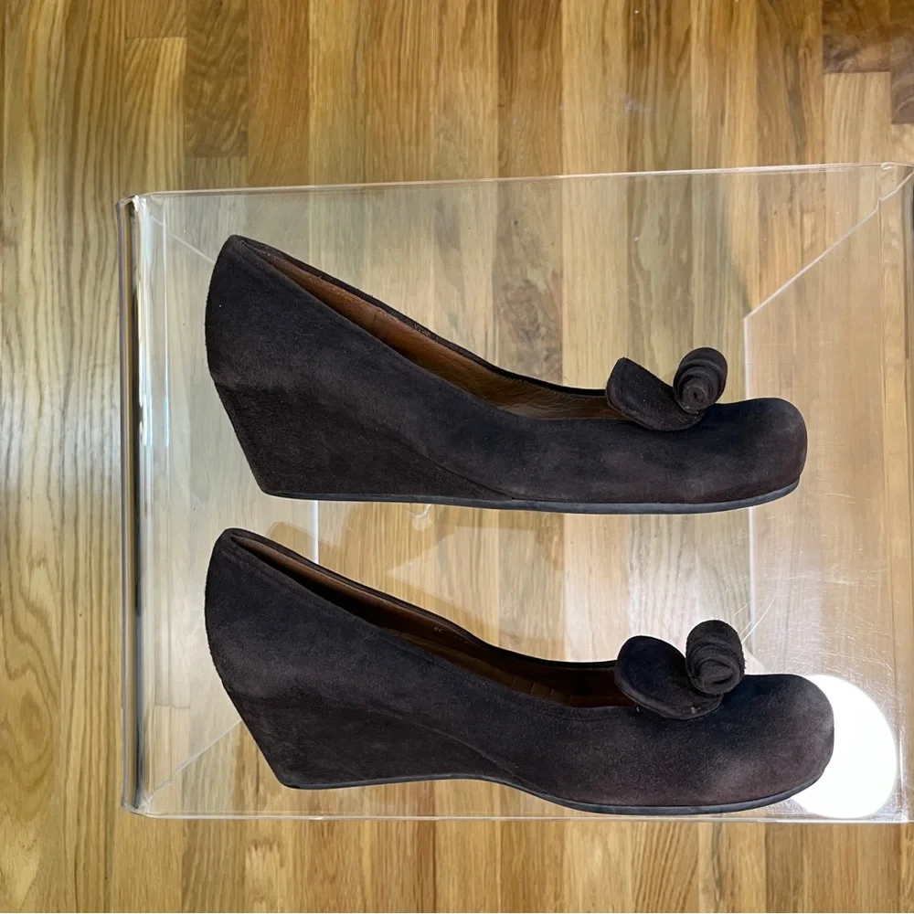 Chie Mihara Chocolate Suede Wedges - Picture 9 of 11